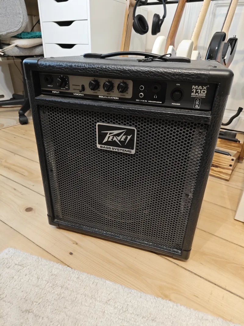 Peavey Max 110 Bass Combo