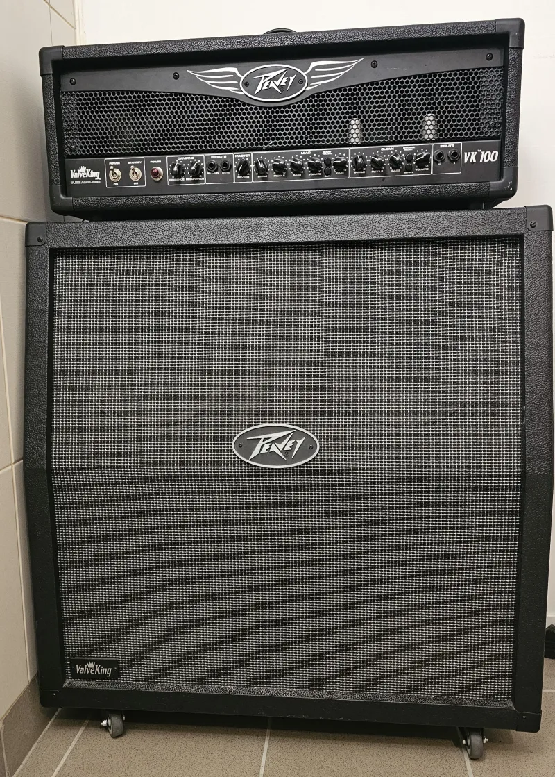 Peavey Valve King 100 412 hangládával Gitarrecombo