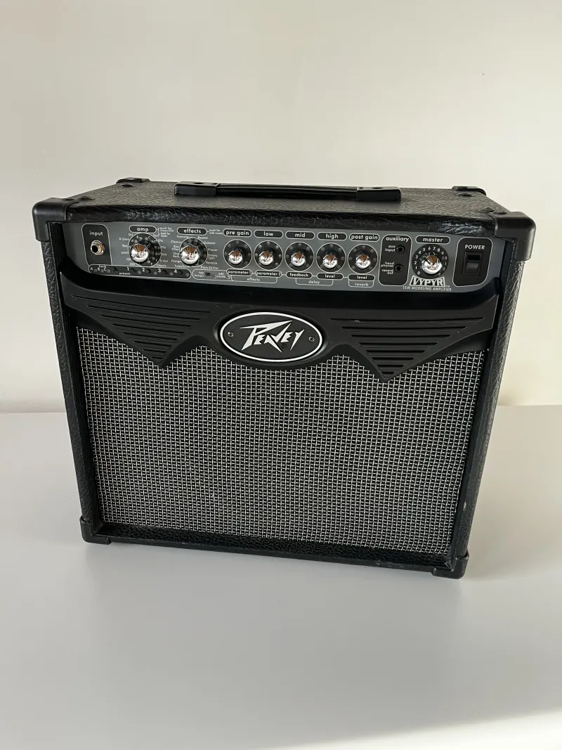 Peavey Vypyr 15 Gitarrecombo