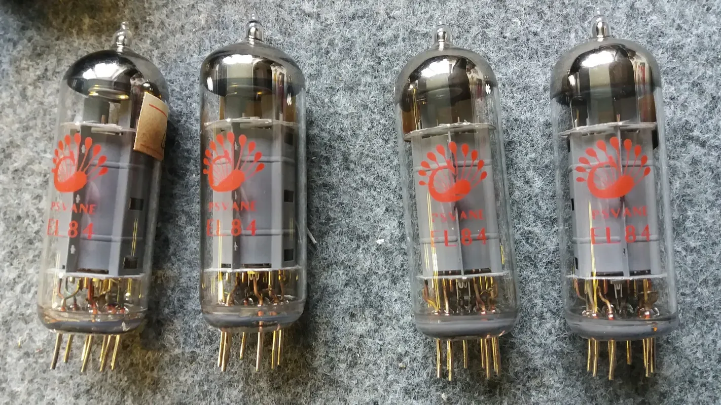 PSVANE El84 Sada vakua rúr