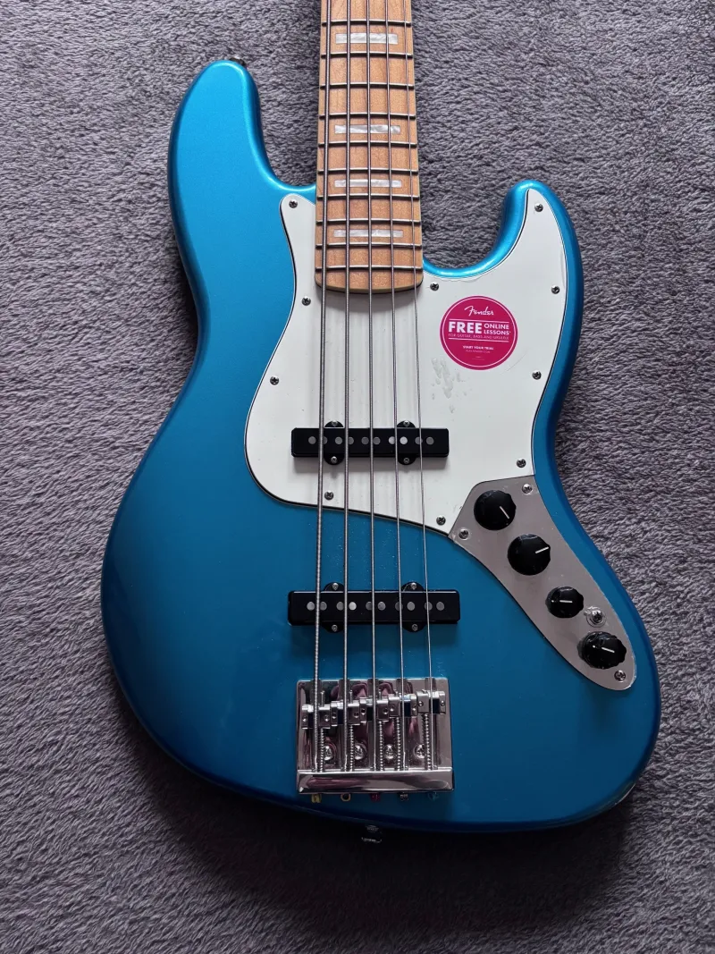 Squier Classic Vibe Active 70s Jazz Bass V Bass guitar 5 strings
