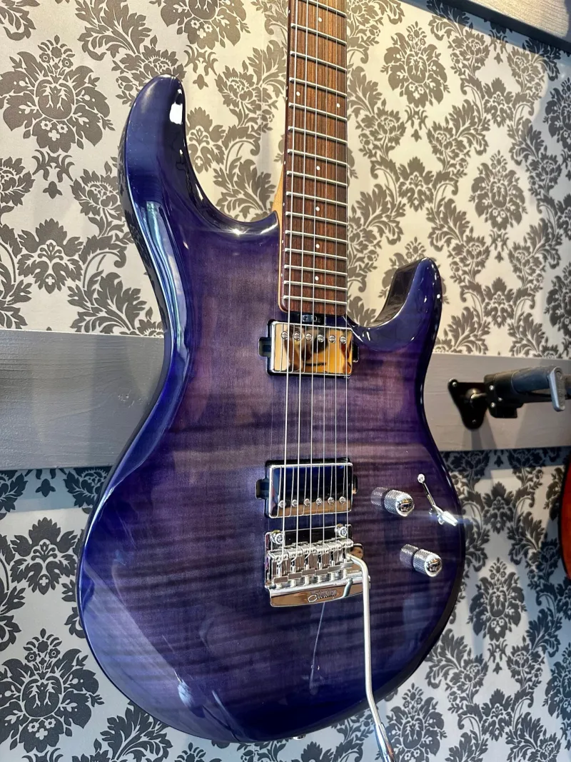 Sterling LK100 Electric guitar