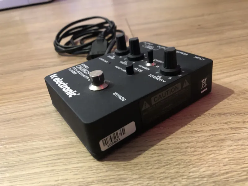 TC Electronic SCF Stereo Chorus+ Analogový chorus