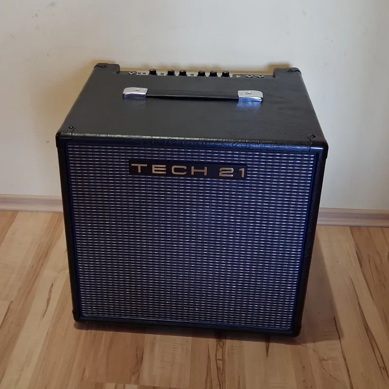 TECH 21 VT BASS 200 Combo de bajo