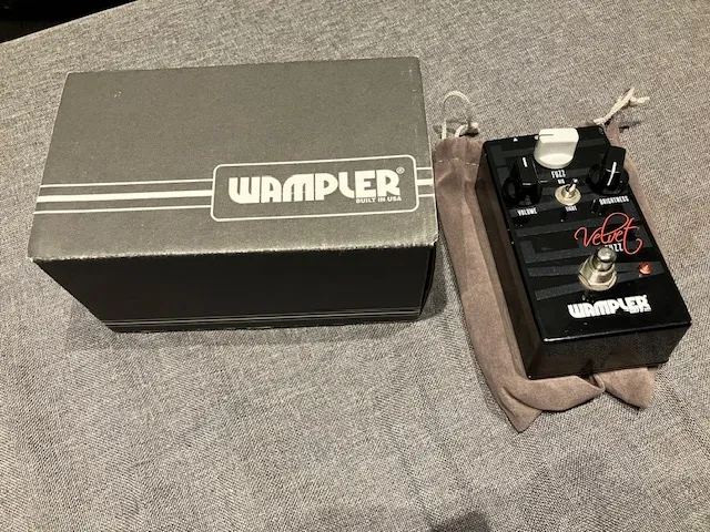 Wampler Velvet Fuzz Pedal de efecto