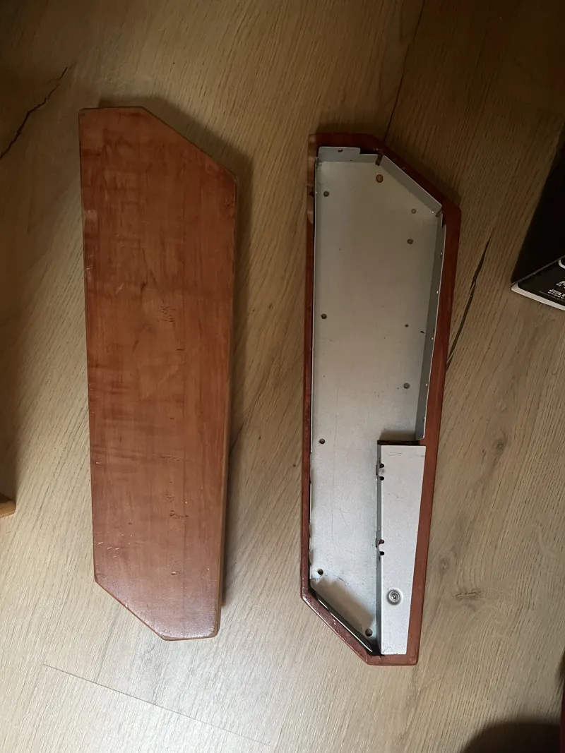 YAMAHA Oldal panel Componente