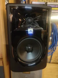 JBL 305P MKII