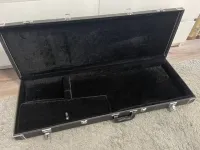 Rockcase by Warwick  Tvrdý kufor - Szilas [Today, 12:31 pm]