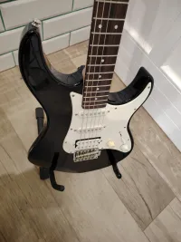 YAMAHA EG112 Elektromos gitár - Lőrincz Dávid [Ma, 15:50]