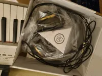 AKG K240 Stúdiófejhallgató - Hiéna [Ma, 11:03]