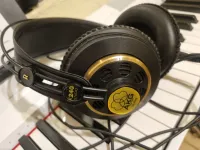 AKG K240 Stúdiófejhallgató - Hiéna [Ma, 18:51]