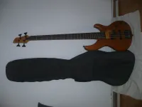 ARIA Pro II Bass Gitarre - weptuss [Yesterday, 9:33 pm]