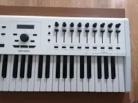 Arturia Keylab 61 mkII Teclado MIDI - Szarka [Today, 3:40 pm]