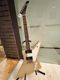 Epiphone Explorer