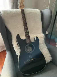 Fender Stratacoustic Electro-acoustic guitar - Péter [Today, 3:13 pm]