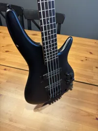 Ibanez SR305