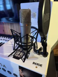 Rode NT1-A Complete Vocal Recording