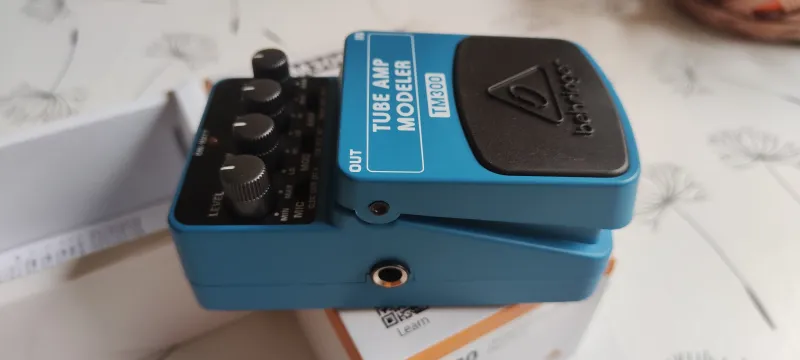 Behringer TM300 Előfokpedál