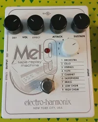 Electro Harmonix MEL9 Tape Replay Machine pedál