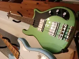 Epiphone Embassy Bass guitar - Szántó András [Today, 8:57 pm]