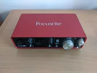 Focusrite Scarlett 2i2 2nd gen
