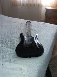 Jackson JS 22 Guitarra eléctrica de 7 cuerdas - andorom [Today, 3:52 pm]