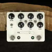 JHS Double Barrel V4 overdrive