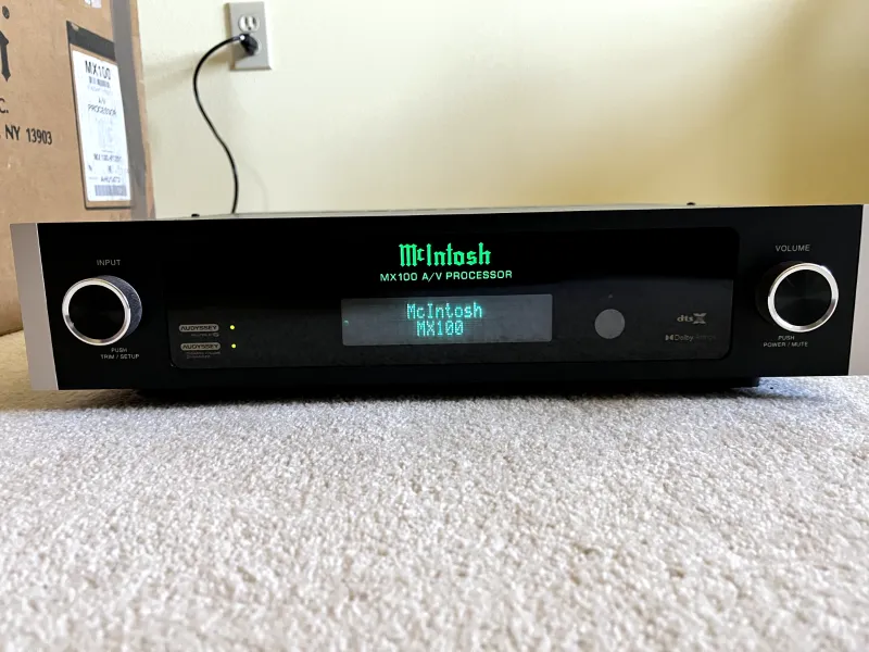 - McIntosh MX100 4K AV Processor Mixer amplifier