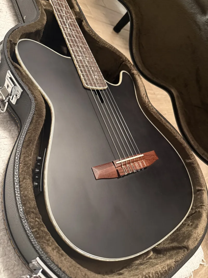 Ibanez Tod10n Elektroakusztikus klasszikus gitár