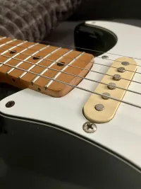 Fender Standard Stratocaster MIM Electric guitar - Scheder [Today, 9:24 am]