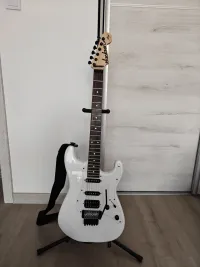 Jackson X Series Signature Adrian Smith SDX Snow White