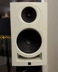 Kali Audio IN-8 2nd Wave Aktív hangfal - Szigeti Kevin [Tegnap, 23:09]