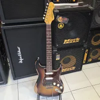 Vintage V6 Icon Series Stratocaster
