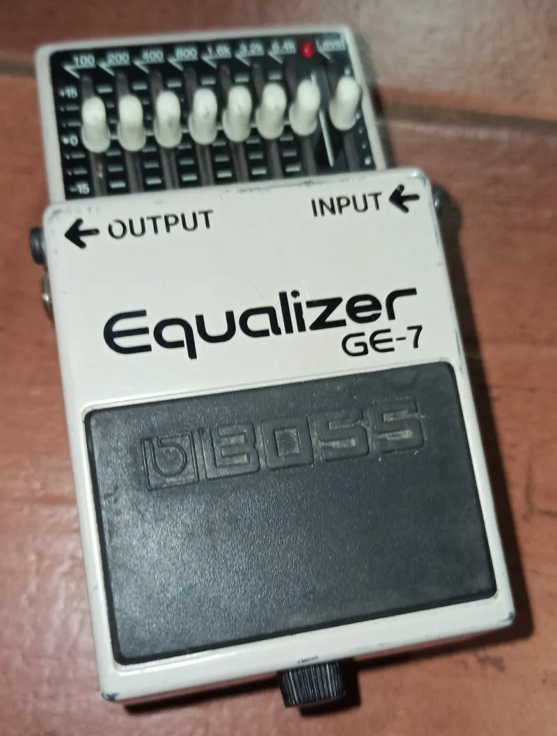 BOSS GE-7 Equalizer