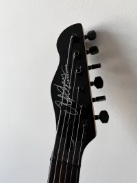 Chapman ML1 Modern Baritone Electric guitar - Alexander Thomson [April 14, 2026, 7:42 am]