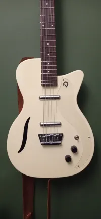 Danelectro 56 Vintage Baritone White Elektromos gitár bariton - Maupassant [Tegnap, 13:42]