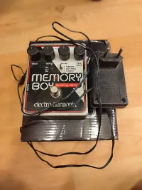 Electro Harmonix Memory Boy Analog Delay