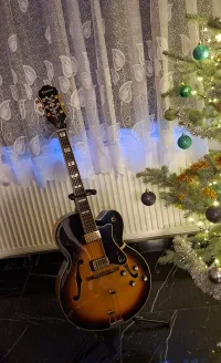 Epiphone Broadway Jazzgitár - Jenő Berki [Tegnap, 13:50]