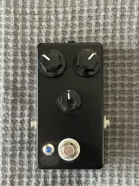 Handmade Black Acid Distrotion - blacc [Today, 7:38 pm]