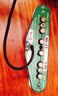 Kinman AVN 63 Hank Marvin.