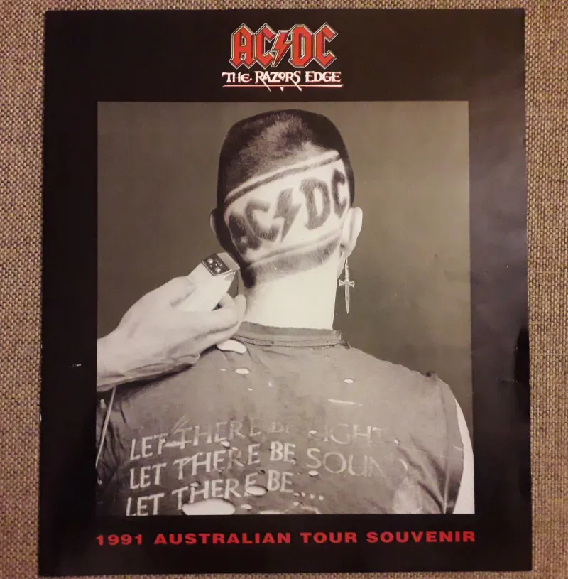 - ACDC ritkaság Book