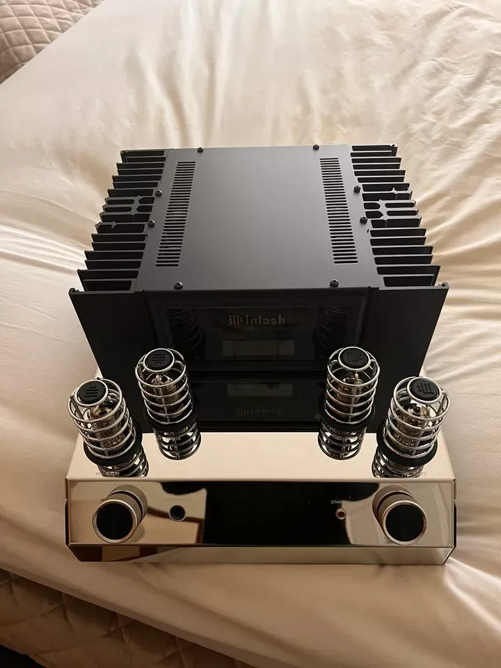 Mcintosh MA252 2000EUR Végfok