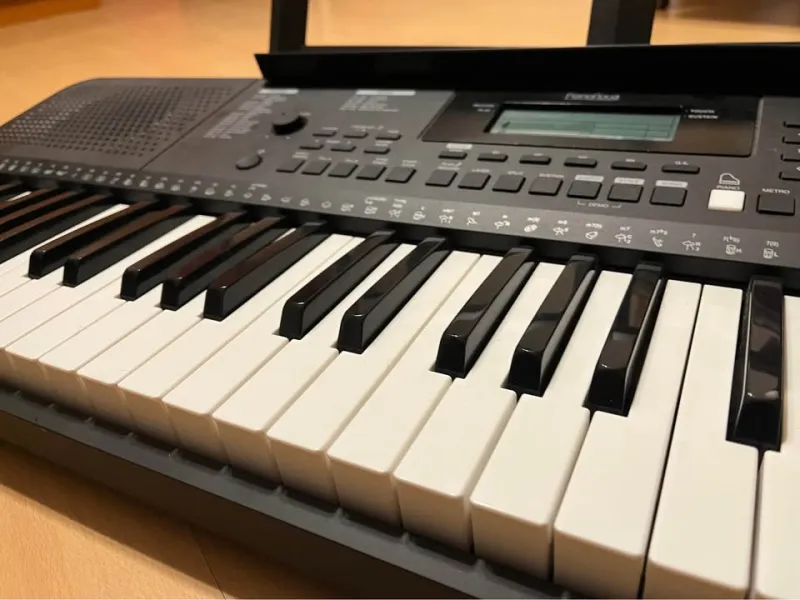 - Új PianoNova Corrida 12 Synthesizer