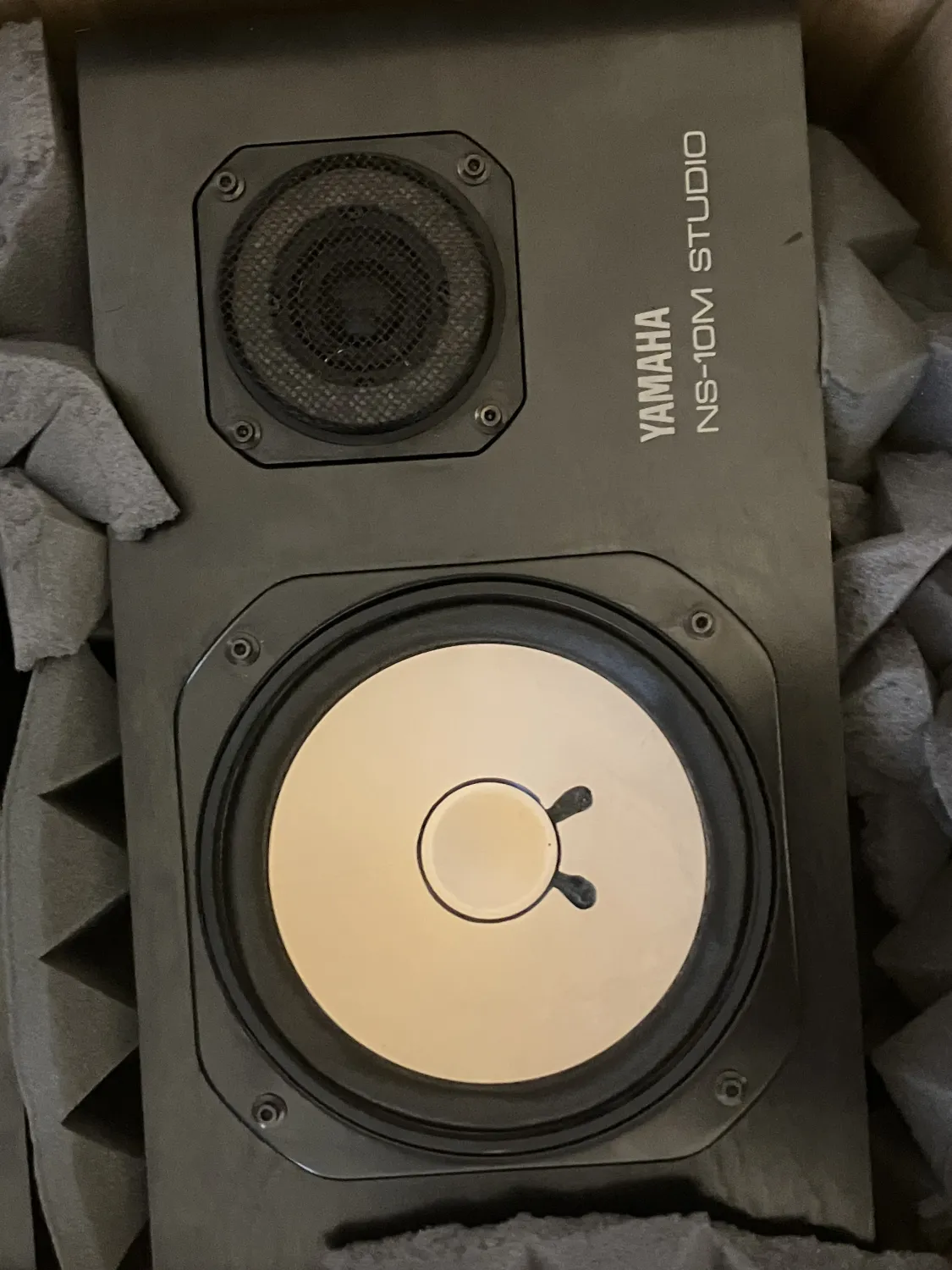 YAMAHA NS10M STUDIO Stúdióhangfal