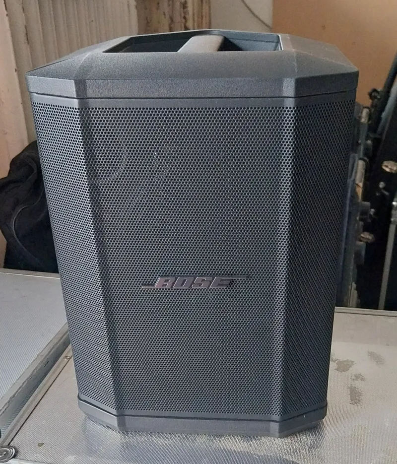 BOSE  Active speaker