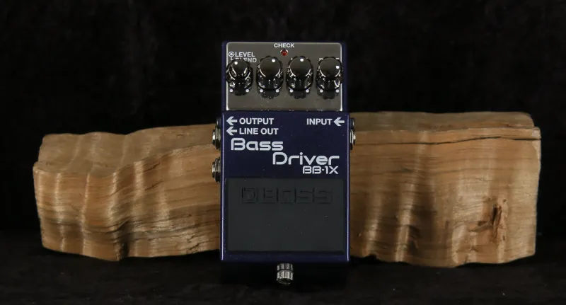 BOSS BB-1X Bass Driver MIM Effekt Pedal