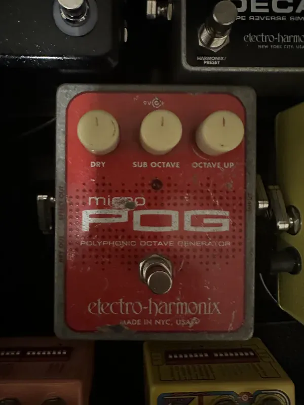 Electro Harmonix Micro POG Oktáv pedál