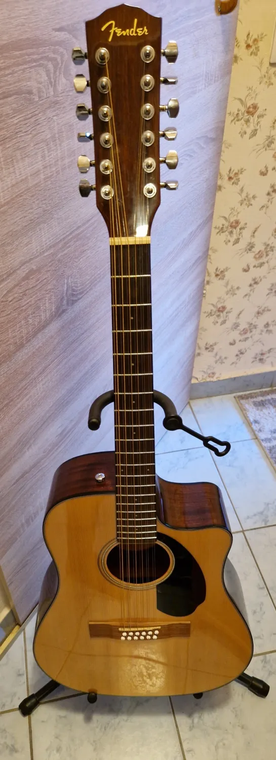 Fender CD-60SCE 12 Elektroakusztikus gitár 12 húros
