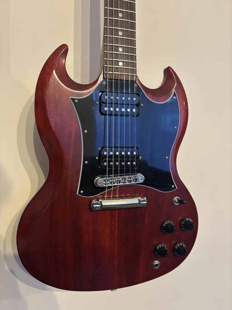 Gibson SG Tribute Elektrická gitara