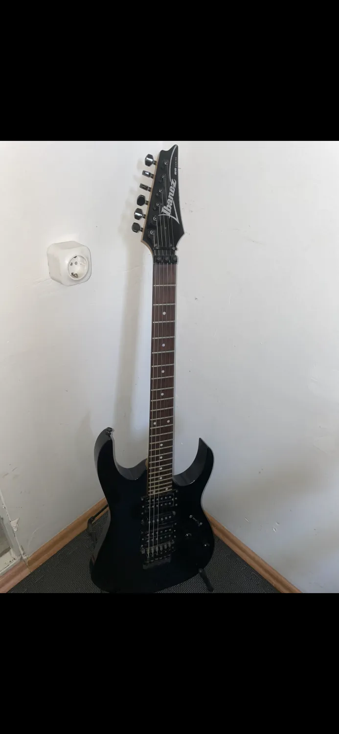 Ibanez RG 370 B Electric guitar
